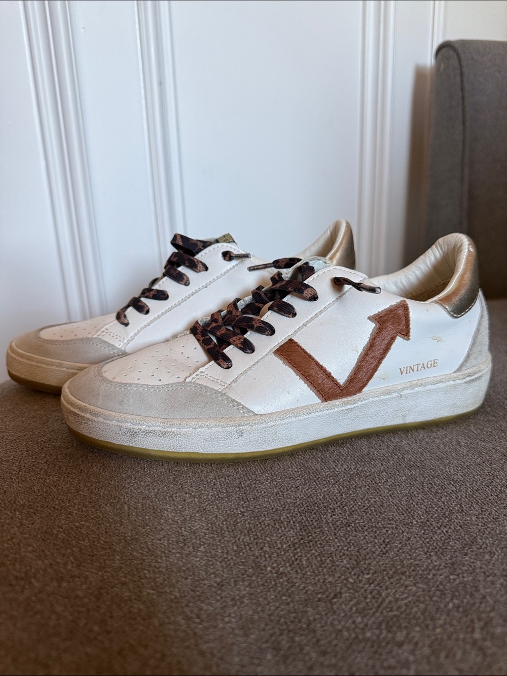 Vintage White & Brown Leather Sneakers